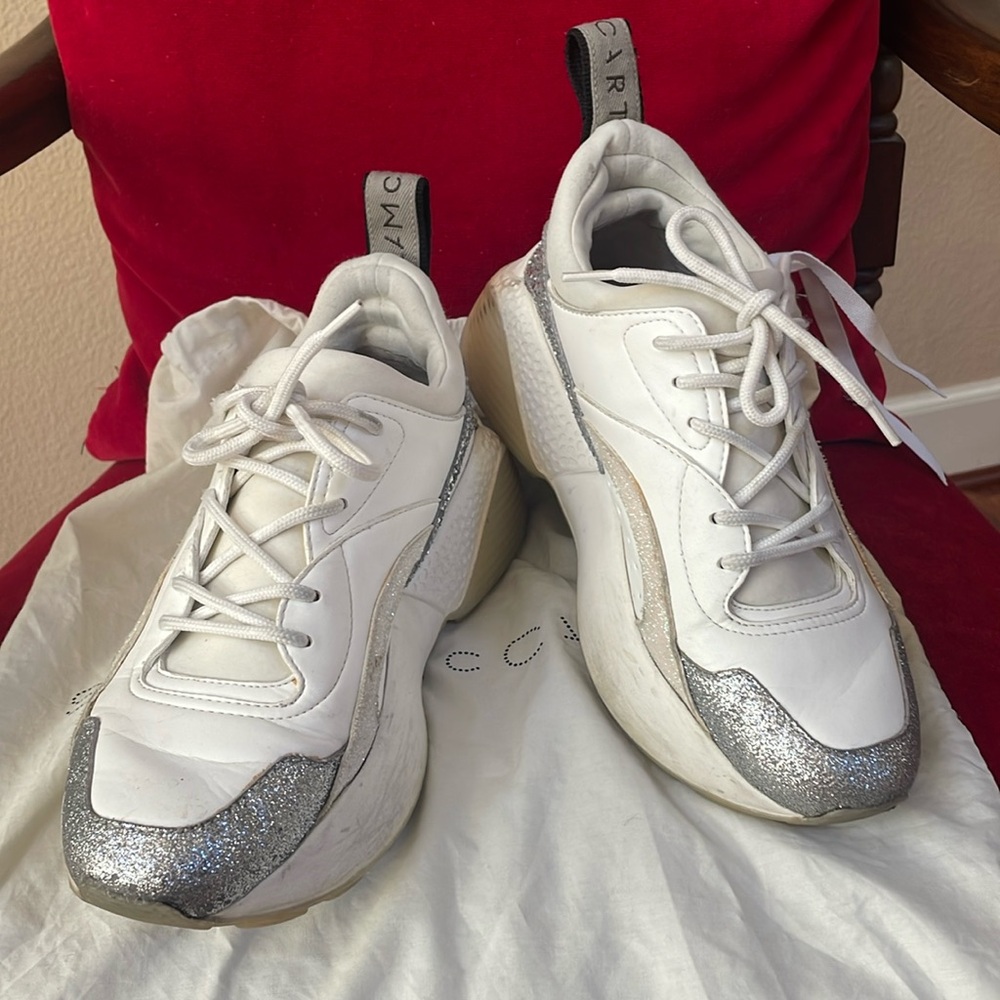 Beautiful and comfortable Stella MaCartney
Sneaker